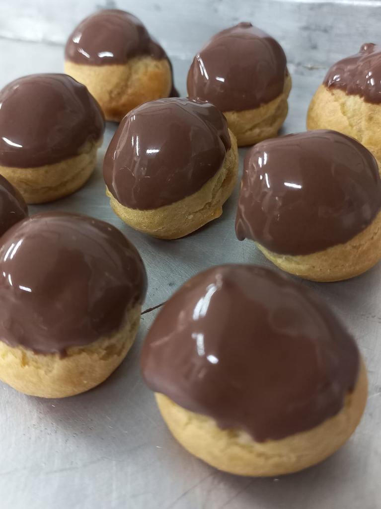 Mini Carolina de Doce de Leite 9 Unidades