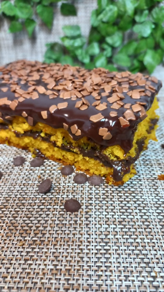 Bolo Trufado Cenoura com Brigadeiro 0,200 Kg