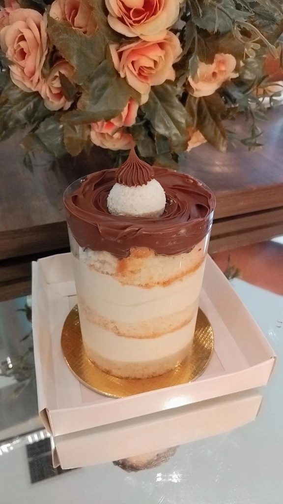 Mini Torta Ninho com Nutella Unidade