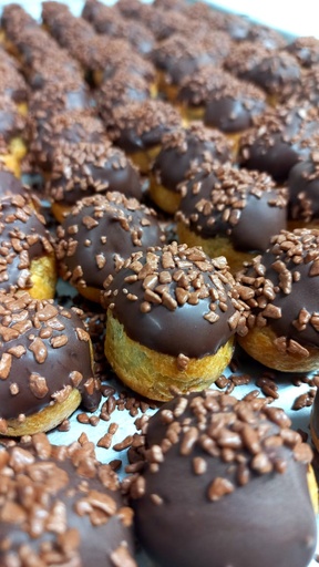 Mini Carolina Brigadeiro 9 Unidades