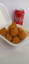 Kit 10 Salgadinhos Fritos e 1 Coca Lata